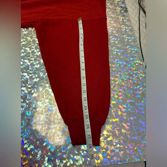 Vintage 90s Jeans By Express Sport D’Hiver Winter Embroidered XS Red Sweatshirt - Picture 10 of 15